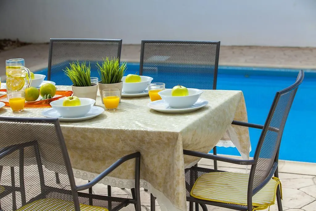 Villa Cliantha Πρωταράς Κύπρος